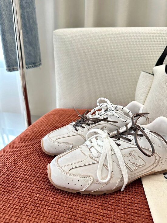 New Balance X Miu Miu 530 SL suede sneakers - Picture 3 of 9